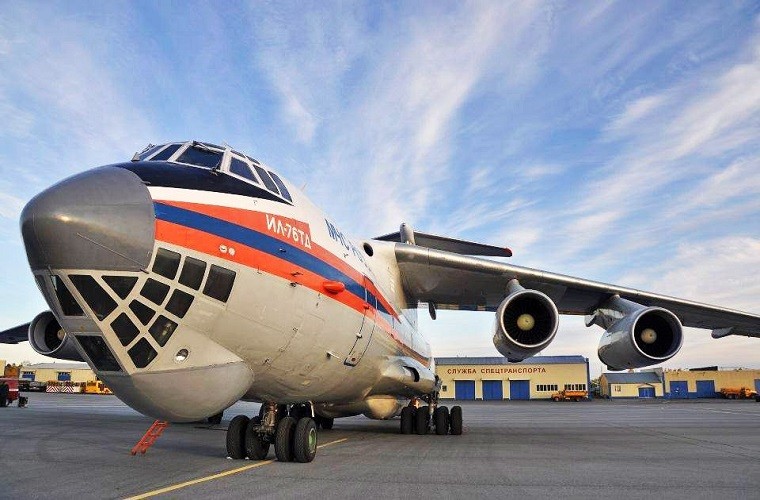 Ky la khoang lai 2 tang cua van tai co chien luoc Il-76